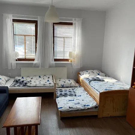 شقة Apartman Elene Smržovka